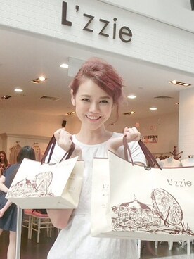 L'ZZIEさんのコーディネート