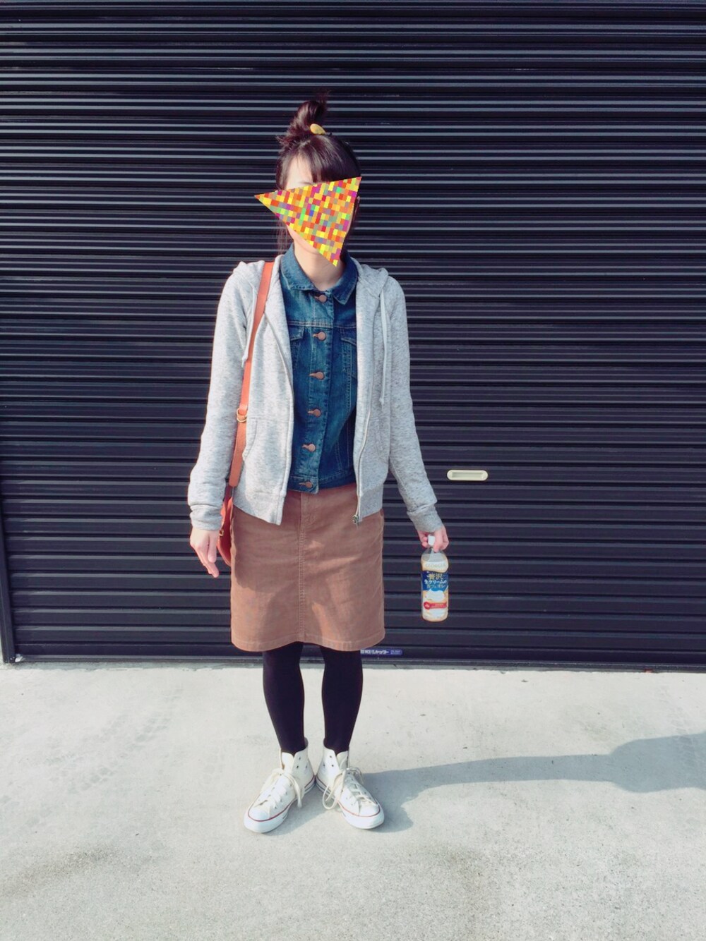 「パーカー」｜「UNIQLOのWOMEN スウェットフルジップパーカ（長袖）（パーカー、ホワイト系）」を使った、Machakoさん（レディース・158cm）の春コーディネートの1枚目の写真