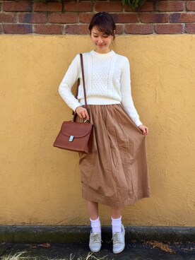 「アイテム（その他シューズ、グレー系）」を使った、宮本さゆみさん（レディース・162cm）の冬コーディネート