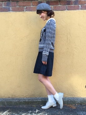 「アイテム（その他シューズ、グレー系）」を使った、宮本さゆみさん（レディース・162cm）の冬コーディネート