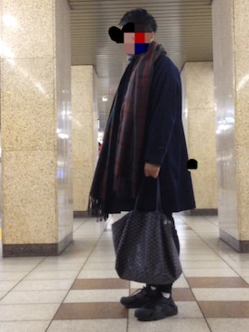 「soe（ソーイ）のアイテム（ステンカラーコート）」を使った、isaさん（メンズ・170cm）の冬コーディネート
