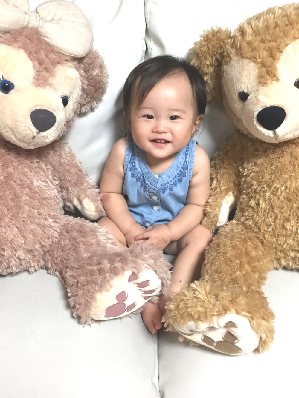 「娘、babygap、1歳1ヶ月、ドラフトGAP」｜「babyGAPのアイテム（つなぎ/オールインワン、ブルー系）」を使った、あやちゃんさん（レディース・80cm）の夏コーディネートの1枚目の写真