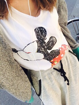 「SLY（スライ）のニットカーディガン（カーディガン/ボレロ、グレー系）」を使った、rika.mさん（レディース・161cm）の春コーディネート