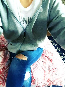 Karin Onoさんのコーディネート