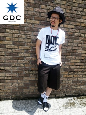 「GDC（ジーディーシー）のアイテム（帽子）」を使った、GDCTOKYO-MAH-bow-さん（メンズ・171cm）の夏コーディネート