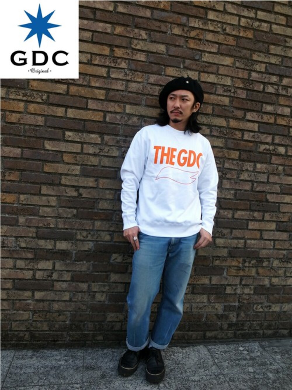 GDCTOKYO-MAH-bow-さんの「THE GDC CREW SWEAT（GDC）」を使ったコーディネート