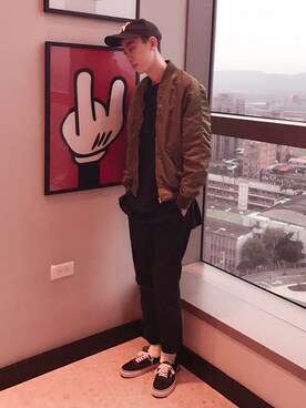 「Provocateur /// 煽動者（プログォケイター）のアイテム」を使った、Lukeさん（メンズ・178cm）の冬コーディネート