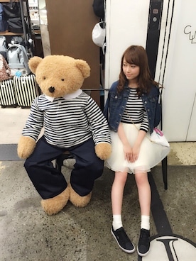 「韓国旅行」｜「アイテム（デニムジャケット）」を使った、りなち(前川琳菜)さん（レディース・155cm）の夏コーディネート
