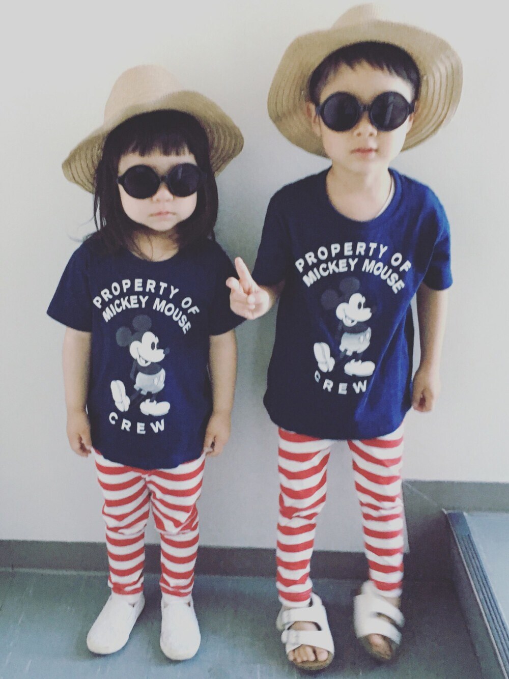「kidsfashion、キッズファッション、キッズコーデ、ユニクロ、UT、ミッキー、兄妹コーデ、おそろいコーデ」｜「UNIQLOのアイテム（Tシャツ/カットソー、その他）」を使った、keiさん（キッズ・100cm）の夏コーディネートの1枚目の写真