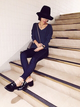 「Regalect（リガレクト）のアイテム（帽子）」を使った、TAKAKOさん（レディース・166cm）の秋コーディネート