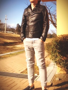 「coen」｜「アイテム（ライダースジャケット）」を使った、のぶさん（メンズ・167cm）の春コーディネート