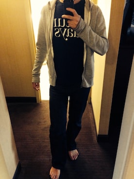 「LOUIS VUITTON（ルイヴィトン）のアイテム（デニムパンツ）」を使った、Naoki Furukawaさん（メンズ・171cm）の春コーディネート