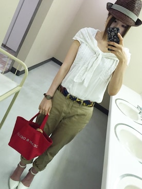 「白トップス」｜かちょさん（レディース・163cm・30代）の夏コーディネート