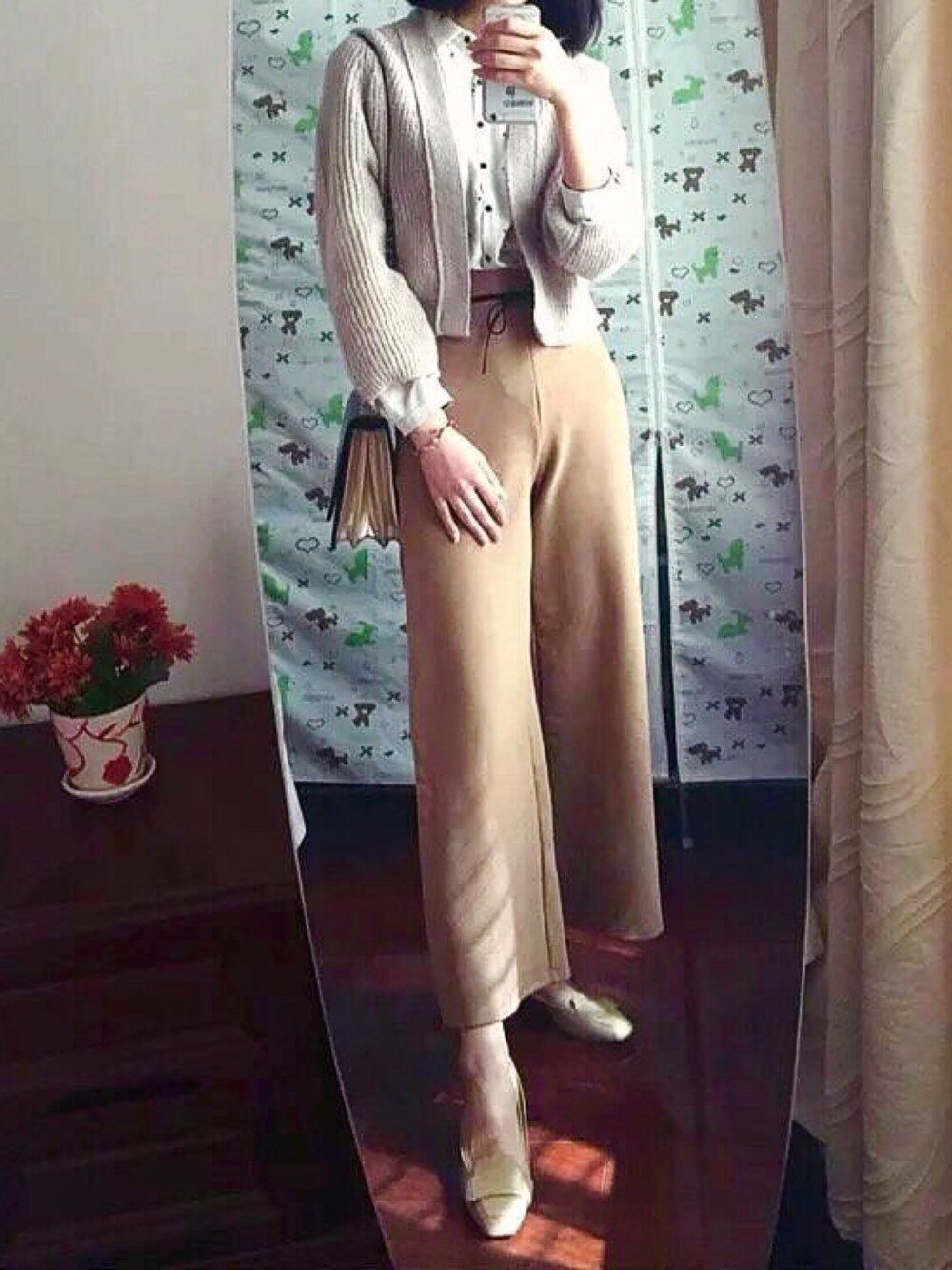 「ootd、UNIQLO、ZARA、vintage、supreme、adidas、fashion、NIKE、MA-1、kids」｜「VINTAGEのアイテム（ブルゾン、ベージュ系）」を使った、三文鱼吃不吃さん（レディース・172cm）の冬コーディネートの1枚目の写真