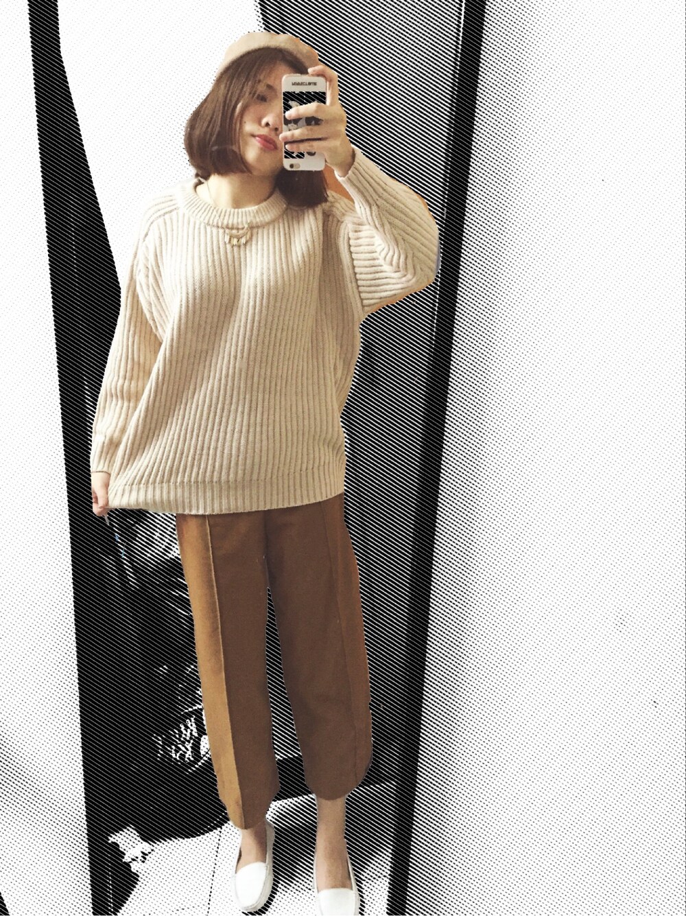 「ootd、秋のコーデ、UNIQLO、VANS、kids、WEGO、fashion、NIKE、MA-1、converse」｜「MOUSSYのRib stitch middleneck knit（ニット/セーター、ブラウン系）」を使った、三文鱼吃不吃さん（レディース・170cm）の冬コーディネートの1枚目の写真