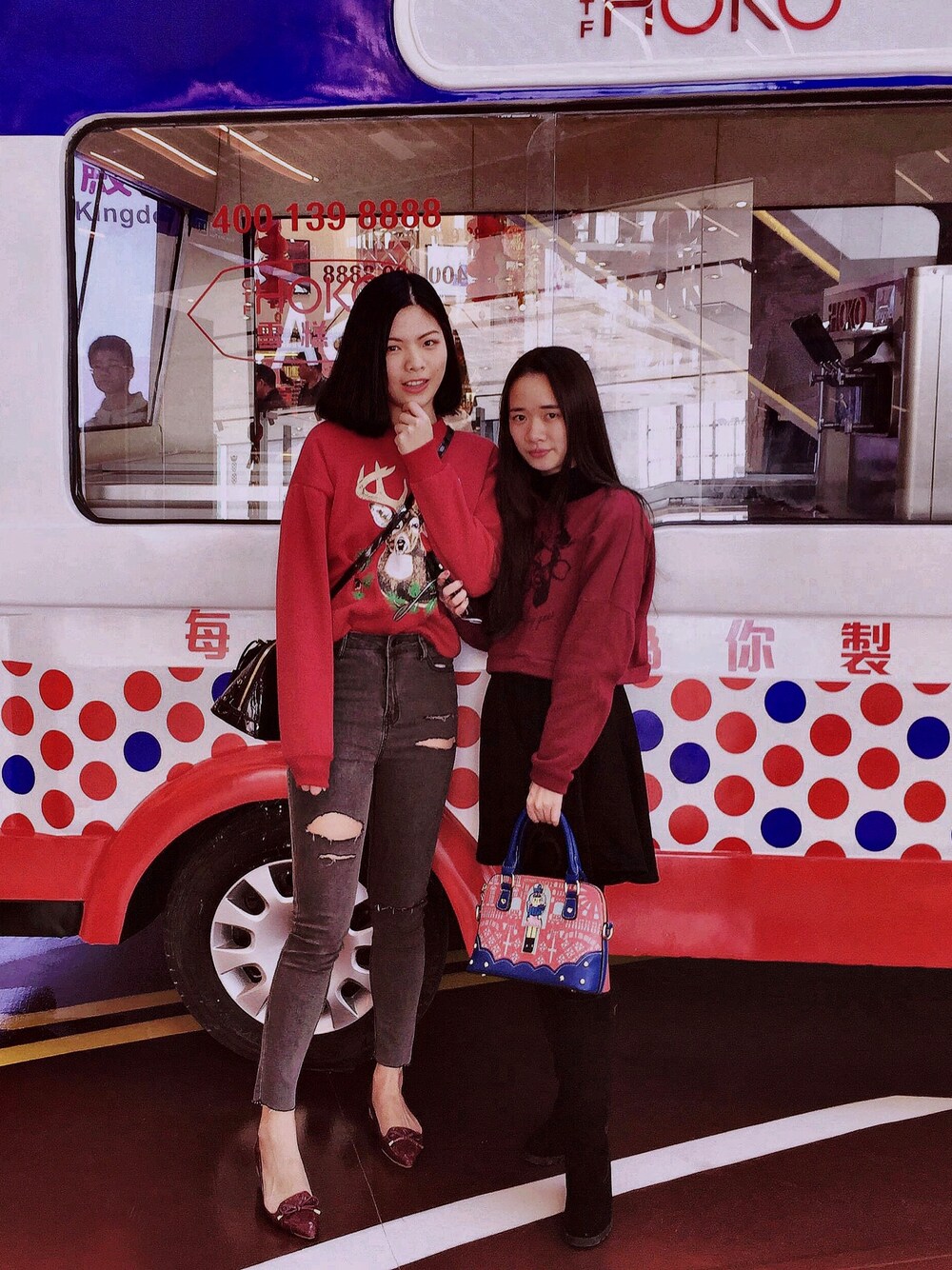 「シンプルコーデ、カジュアルコーデ、ootd、Gジャン、NIKE、red、UNIQLO、春、オトナカジュアル」｜「FOREVER 21のアイテム（シャツ/ブラウス、ブラウン系）」を使った、三文鱼吃不吃さん（レディース・170cm）の冬コーディネートの1枚目の写真