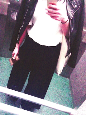 「SLY（スライ）のシルケットVネックBIG T/SH-S（Tシャツ/カットソー、ホワイト系）」を使った、mizukittyさん（レディース・161cm）の春コーディネート