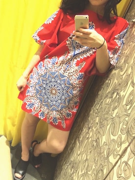 「SLY（スライ）のAFRICAN カフタン MINI OP（ワンピース、レッド系）」を使った、mizukittyさん（レディース・161cm）の春コーディネート