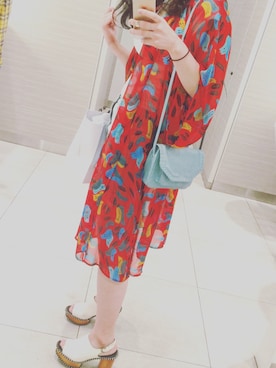 「MOUSSY（マウジー）のSTITCH SMALL BAG（ショルダーバッグ、ブルー系）」を使った、mizukittyさん（レディース・161cm）の夏コーディネート