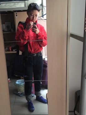 「アイテム（メッセンジャーバッグ、ブルー系）」を使った、o_d_49さん（レディース・166cm）の秋コーディネート