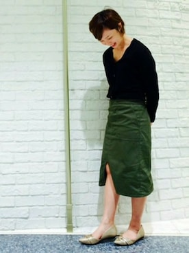 「アイテム（ゴールド系）」を使った、namiさん（レディース・160cm）の秋コーディネート