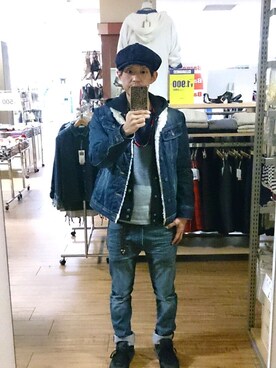 「裏ボア」｜「アイテム（ハンチング/ベレー帽）」を使った、キヨキヨさん（メンズ・167cm）の冬コーディネート