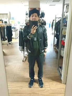 「URBAN RESEARCH（アーバンリサーチ）のアイテム（スタジャン）」を使った、キヨキヨさん（メンズ・167cm）の秋コーディネート