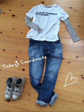 「ZARA（ザラ）のアイテム（Tシャツ/カットソー、ホワイト系）」を使った、しぇ♡さん（レディース・158cm）の春コーディネート