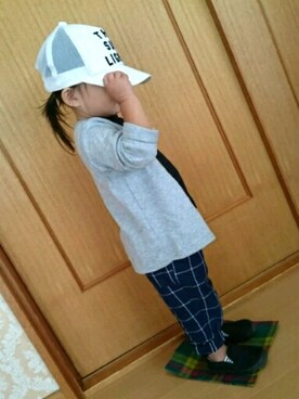 「abcd（ナシ）のアイテム（キャップ）」を使った、miichanさん（キッズ・90cm）の秋コーディネート