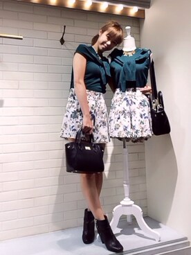 「Supreme.La.La.（シュープリームララ）のアイテム（カーディガン/ボレロ）」を使った、Harei Arakawaさん（レディース・168cm）の秋コーディネート