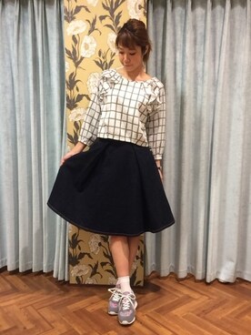 「Supreme.La.La.（シュープリームララ）のアイテム（スニーカー）」を使った、Harei Arakawaさん（レディース・168cm）の冬コーディネート
