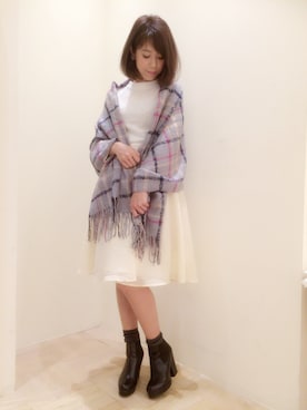 「white」｜Harei Arakawaさん（レディース・168cm）の秋コーディネート