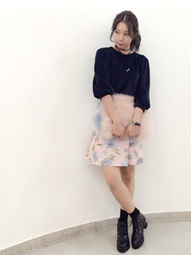 「Supreme.La.La.（シュープリームララ）のアイテム（クラッチバッグ）」を使った、Harei Arakawaさん（レディース・168cm）の秋コーディネート