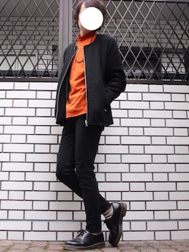 「UNIQLO（ユニクロ）のWOMEN ウルトラストレッチジーンズ（デニムパンツ）」を使った、りょうすけさん（メンズ・166cm）の秋コーディネート