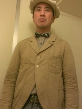 「Django Atour（ジャンゴアトゥール）のアイテム（テーラードジャケット）」を使った、高梨周三さん（メンズ・180cm）の春コーディネート
