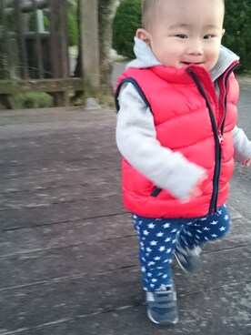 「アイテム（ナイロンジャケット）」を使った、Yuri さん（キッズ・80cm）の秋コーディネート