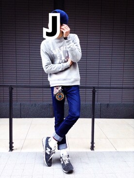 「アイテム（コインケース、レッド系）」を使った、ジェニファーさん（メンズ・173cm）の冬コーディネート