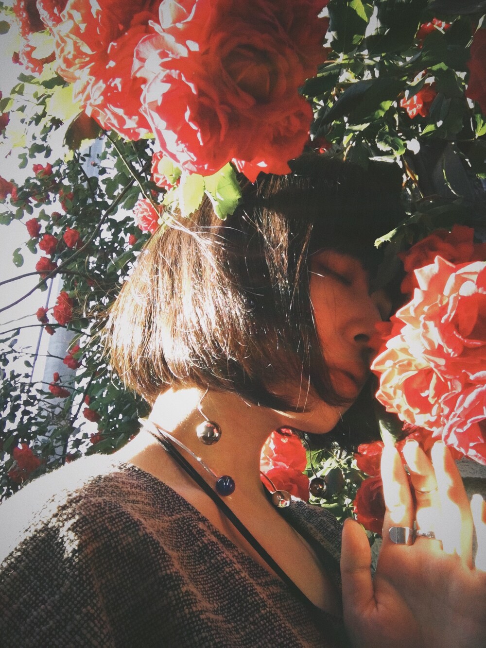 「VTOPIA」｜「VTOPIAのWAVE PIERCE（ピアス（両耳用）、シルバー系）」を使った、eriさん（レディース・160cm）の春コーディネートの1枚目の写真