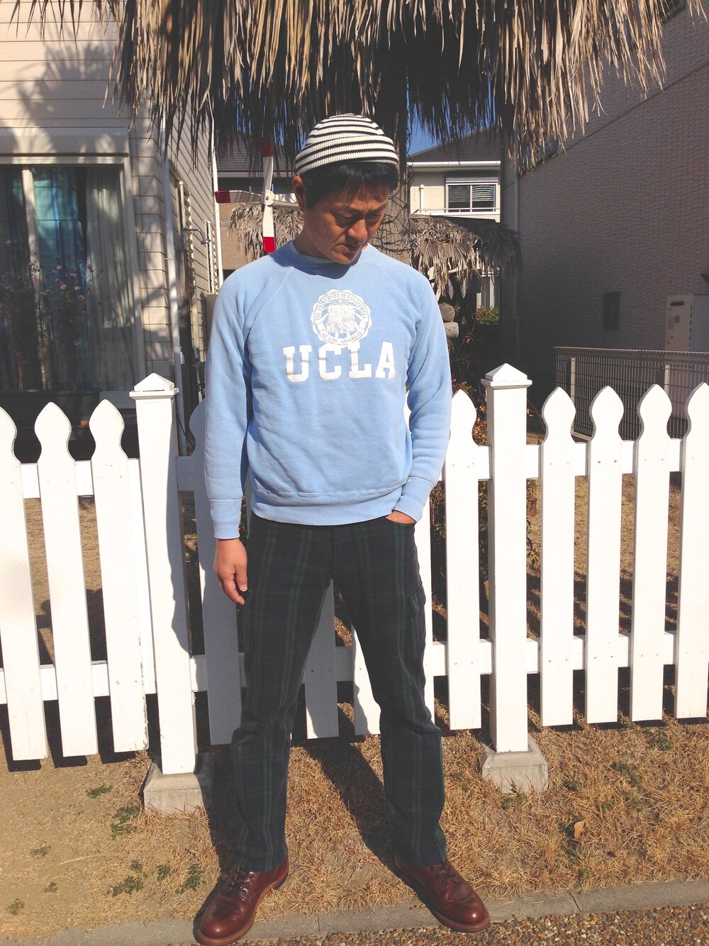 「ヴィンテージ、ブラックウォッチ、 UCLA」｜「RED WINGのベックマンブーツ（ブーツ、ブラウン系）」を使った、vmdlighthouseさん（メンズ・178cm）の冬コーディネートの1枚目の写真