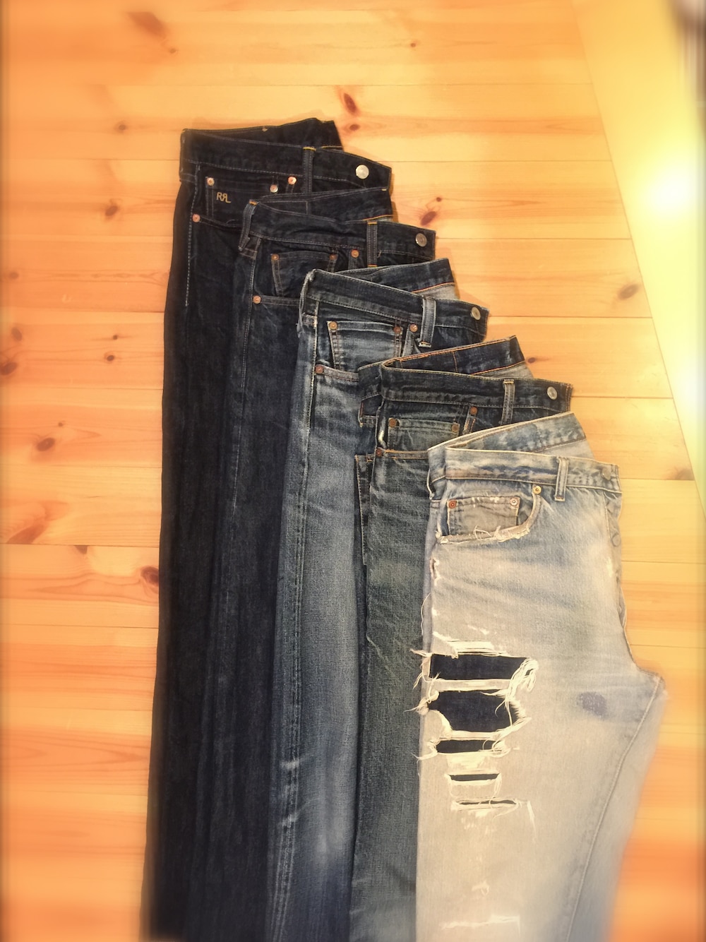 「デニム、vintage、denim、リーバイス、Levi's、リジットデニム、rrl、インディゴデニム、ドゥニーム、ダブルアールエル」｜「Levi'sのLevi's501 vintage（デニムパンツ、ブルー系）」を使った、vmdlighthouseさん（メンズ・178cm）の冬コーディネートの1枚目の写真