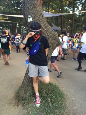 「アイテム（ボディバッグ/ウエストポーチ、ブルー系）」を使った、nannyさん（レディース・159cm）の夏コーディネート