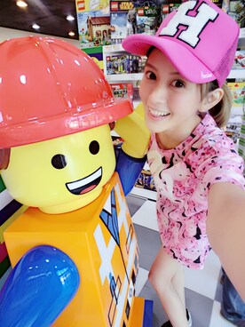 「OUTER SPACE（アウタースペース）のアイテム」を使った、Abby 馮媛甄さん（レディース・160cm）の秋コーディネート