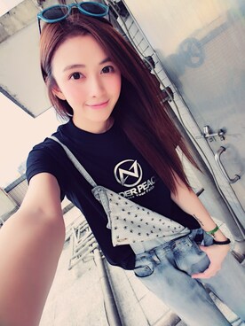 「UNDER PEACE（アンダーピース）のアイテム」を使った、Abby 馮媛甄さん（レディース・160cm）の夏コーディネート