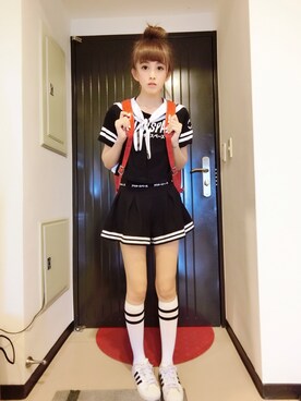 「OUTER SPACE（アウタースペース）のアイテム」を使った、Abby 馮媛甄さん（レディース・158cm）の夏コーディネート