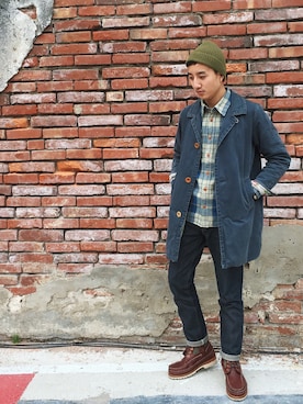 「VISVIM（ビズビム）のアイテム（ピーコート、ブルー系）」を使った、Spockさん（メンズ・175cm）の秋コーディネート