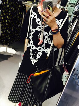 「MILK（ミルク）のアイテム（リング）」を使った、みやびさん（レディース・162cm）の秋コーディネート