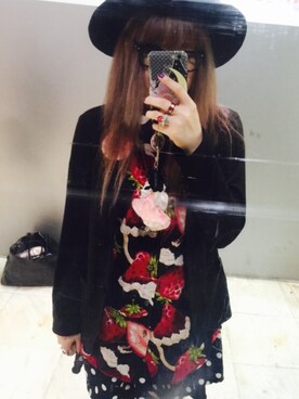 「MILK（ミルク）のアイテム（リング）」を使った、みやびさん（レディース・162cm）の秋コーディネート