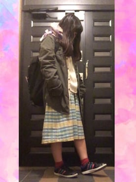 「tutuanna（チュチュアンナ）のアイテム（ソックス/靴下、レッド系）」を使った、クロワッサンさん（レディース・155cm）の冬コーディネート