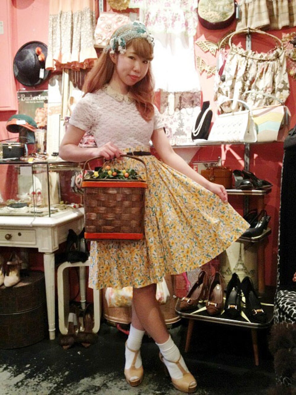 「ＶＩＮＴＡＧＥ　パール×ビジュー付襟（ネックレス、ホワイト系）」を使った、G2?さん（レディース・151cm）の春コーディネートの1枚目の写真