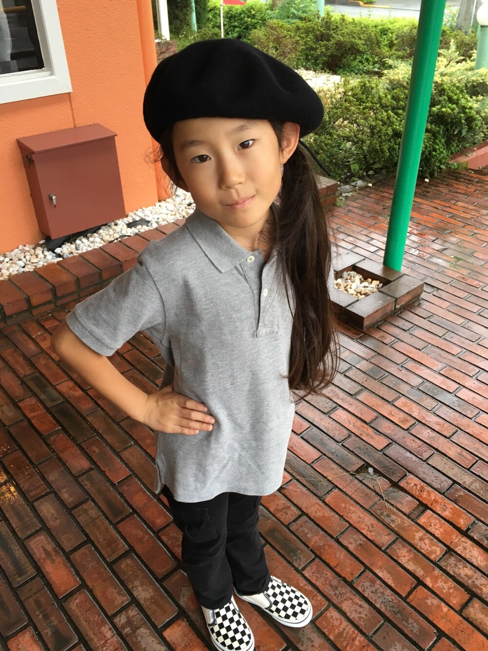 「キッズファッション」｜「POLO RALPH LAURENのアイテム（ポロシャツ、グレー系）」を使った、クレさん（キッズ・122cm）の秋コーディネートの1枚目の写真